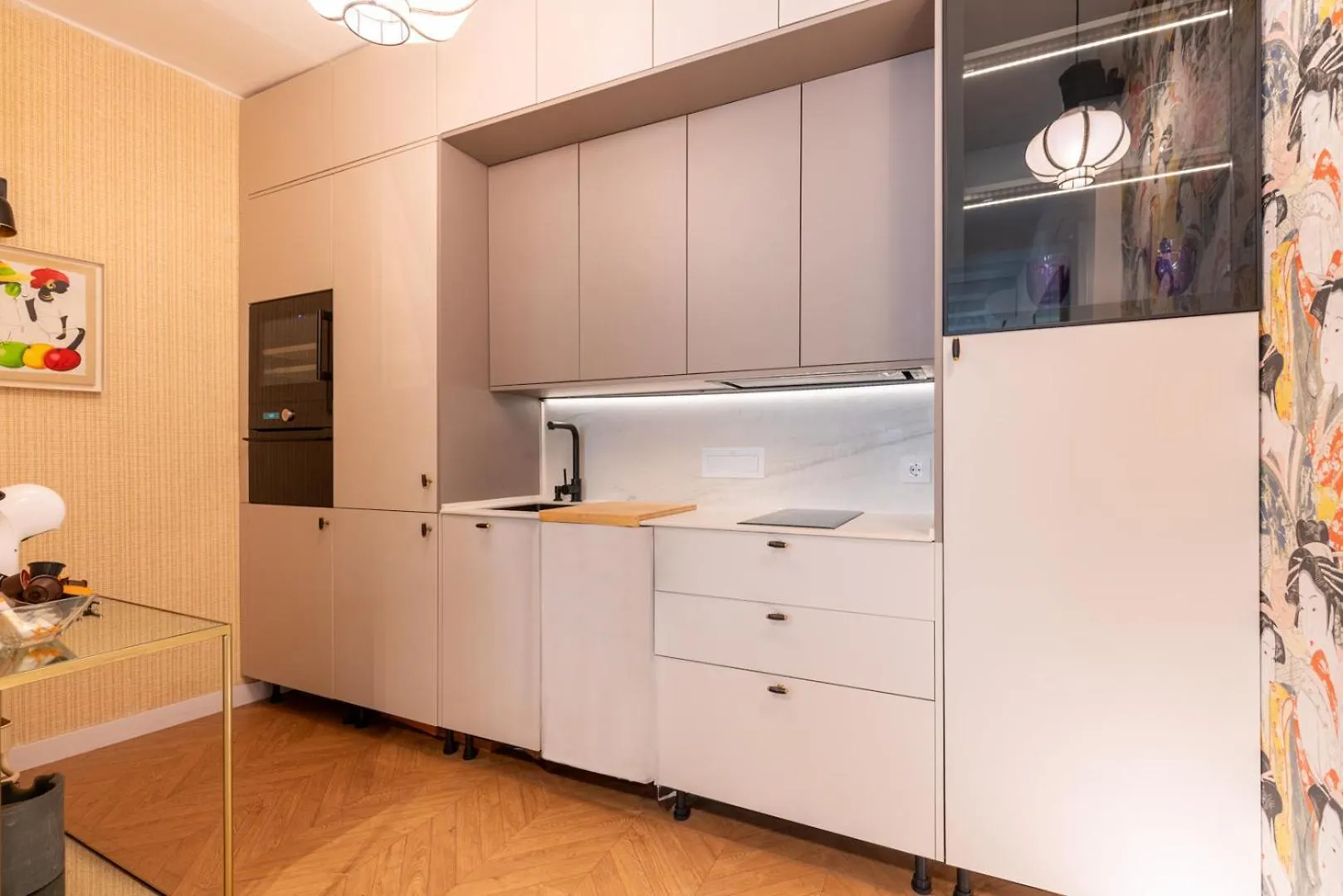 G8 Casa San Bernardo Calle Guadaira Sevilla Spanyolország
