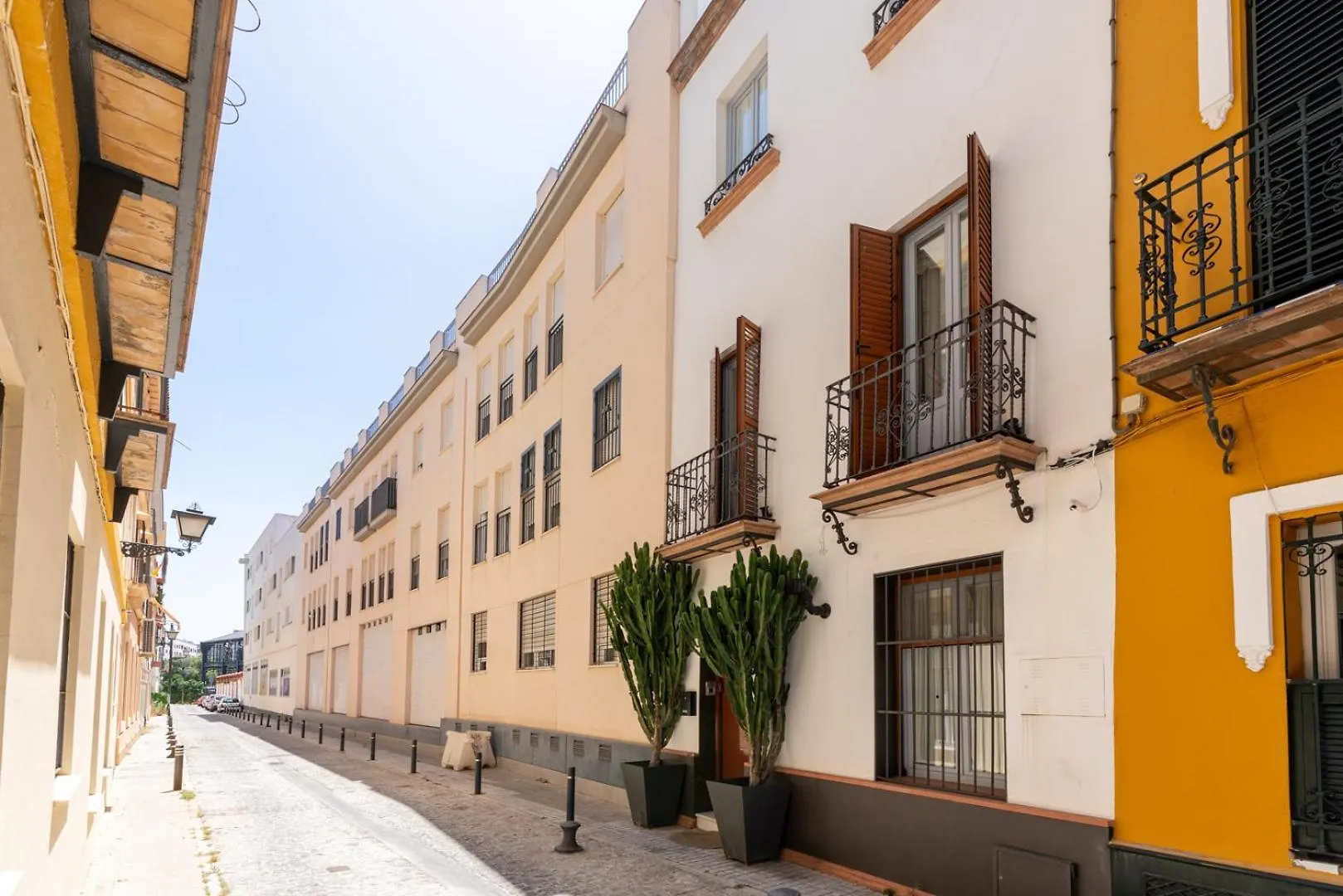 G8 Casa San Bernardo Calle Guadaira Séville Appartement